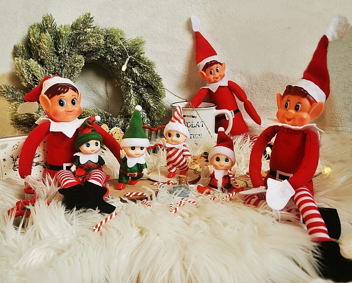 ELF PSOTNIK maskotka on behaving badly zabawa krasnal skrzat figurka