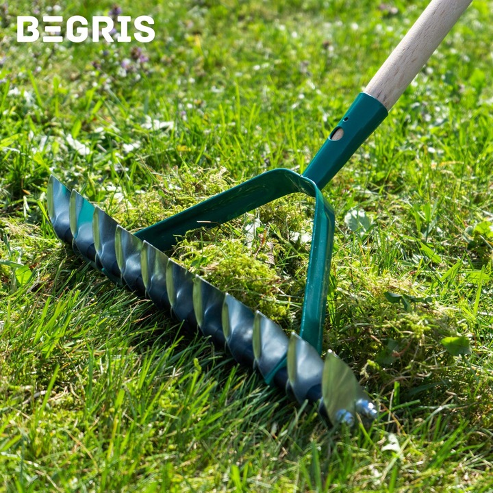 AERATOR RĘCZNY WERTYKULATOR DO TRAWY DWUSTRONNY METAL Z TRZONEM AREATOR