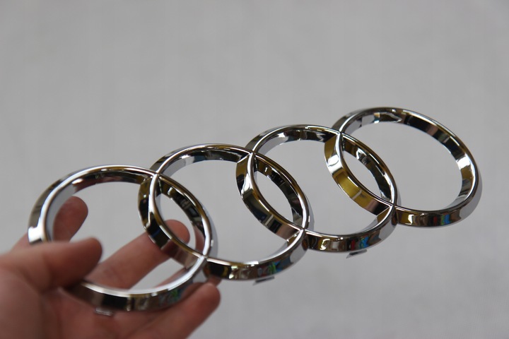 EMBLEMAT ZNACZEK logo AUDI przód Maski A3 A4 A5 A6 273x94mm PREMIUM MP251