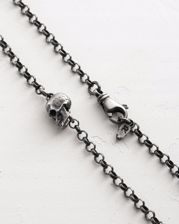 Srebrny łańcuszek SKULL 70