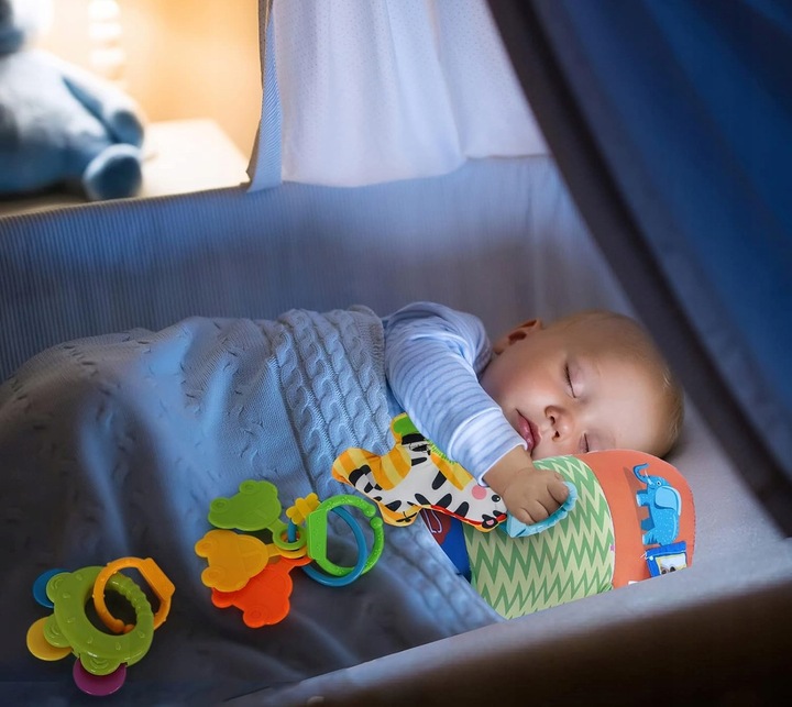 WAŁEK do RACZKOWANIA poduszka dla niemowląt WALEC grzechotki gryzak metki