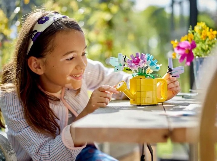 PREZENT LEGO DLA 8+ LATKI Creator 31149 Kwiaty w konewce + TORBA LEGO