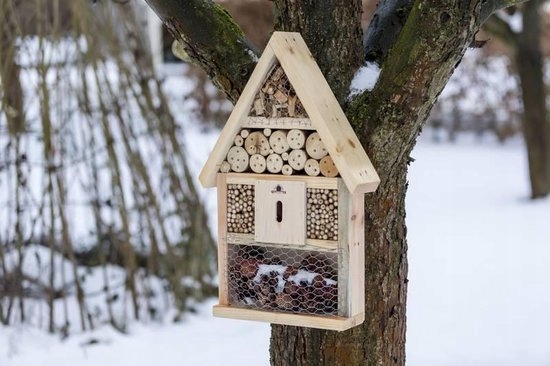 BUDKA LĘGOWA DOMEK HOTEL MOTYLI Z KORĄ + KLOCEK DLA OWADÓW TRAPEZ Z DREWNA