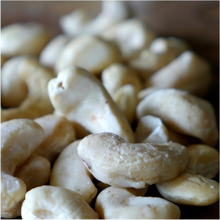 ORZECHY NERKOWCA CAŁE 1kg HiFOOD PREMIUM NERKOWCE