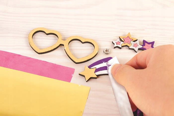 MAKE IT REAL zestaw kreatywny do tworzenia Puszystych Breloczków