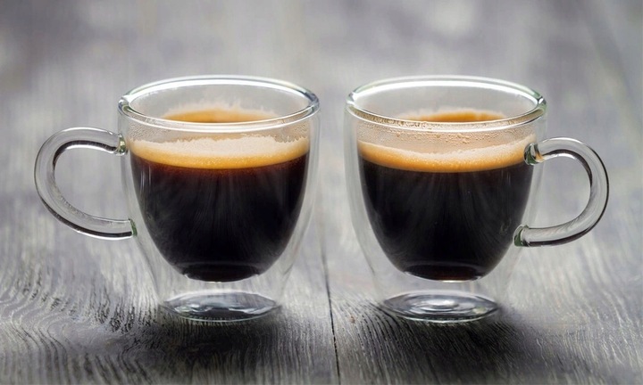 Ekspres do kawy z młynkiem DeLonghi Magnifica S ECAM 22.110.B CZARNY