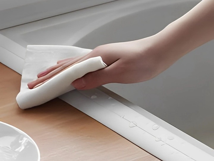 5X TAŚMA USZCZELNIAJĄCA DO WANNY BRODZIKA UMYWLKI ZLEWU 38mm X 3,2m MOCNA