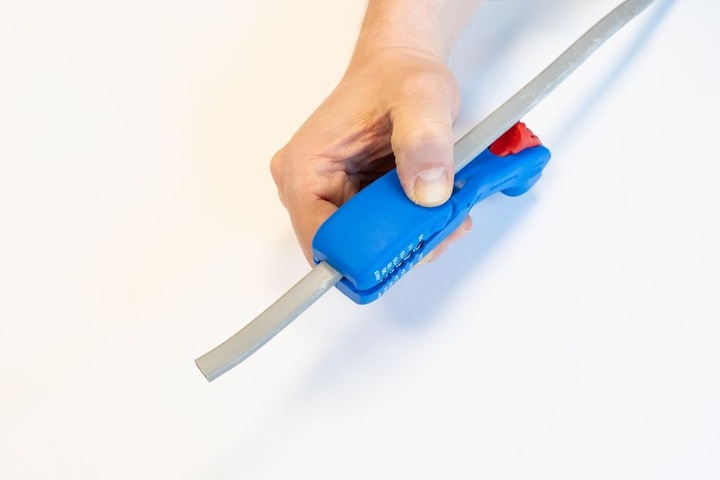 Ściągacz izolacji do kabli płaskich i okrągłych WEICON / MADE IN GERMANY