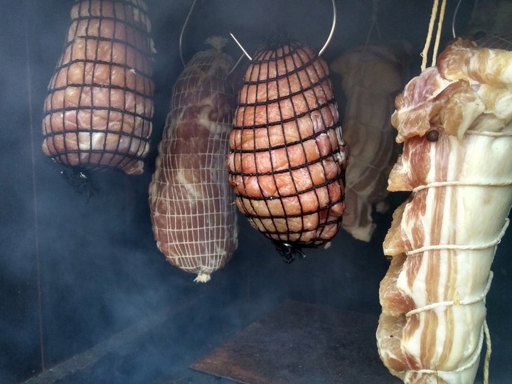 Drewno KOMINKOWE BUK idealne do wędzenia / grilla Okorowane ręcznie! 20 kg