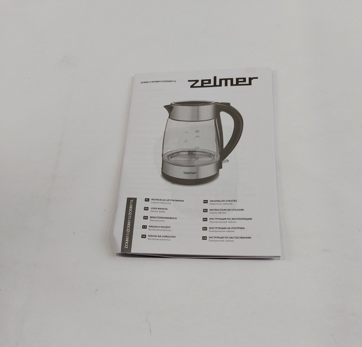 Czajnik elektryczny Zelmer ZCK8011 2200 W 1,7 l czarny