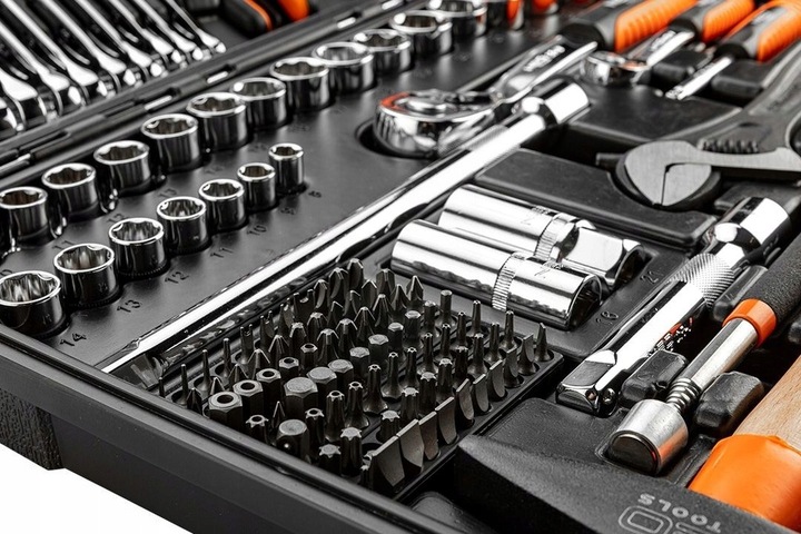 ZESTAW NARZĘDZI 143SZT. 08-945 NEO TOOLS