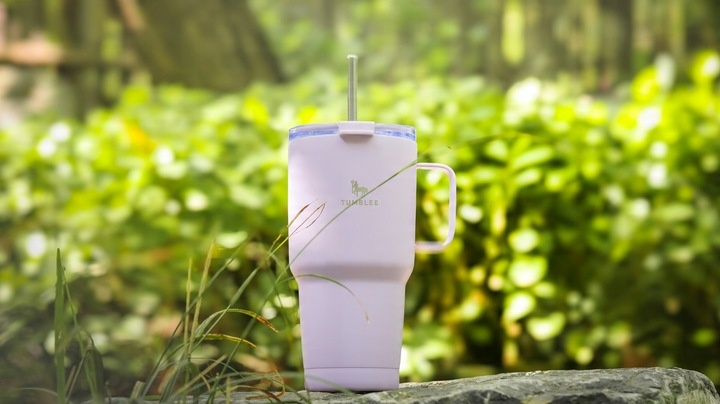 Kubek Termiczny do Auta Ze Słomką Ustnikiem Nieprzeciekający 900ml Termos