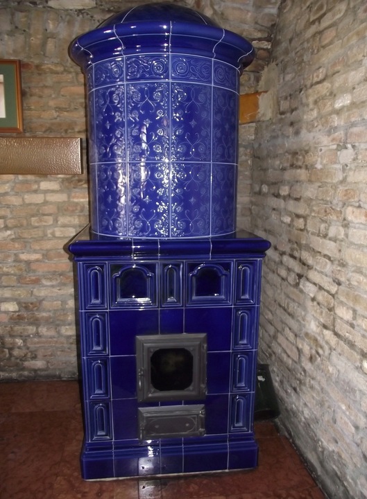 Fuga zduńska do pieca kaflowego, kominek, kuchnia