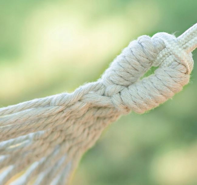 HAMAK OGRODOWY BOHO MAKRAMOWY DRĄŻEK PAŁĄK JEDNOOSOBOWY POKROWIEC BEŻOWY