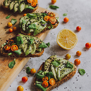 ROBOT PLANETARNY KUCHENNY MIKSER BLENDER UGNIATARKA DO CIASTA 1300W 6,2L