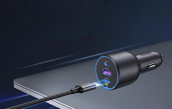 UGREEN Ładowarka Samochodowa Do Gniazda Zapalniczki USB USB-C PD QC 130W