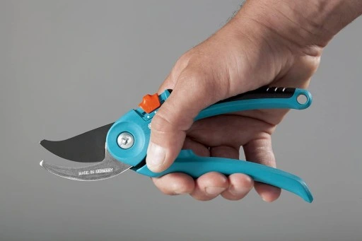 Sekator nożyce ogrodowy GARDENA Classic B/S-M