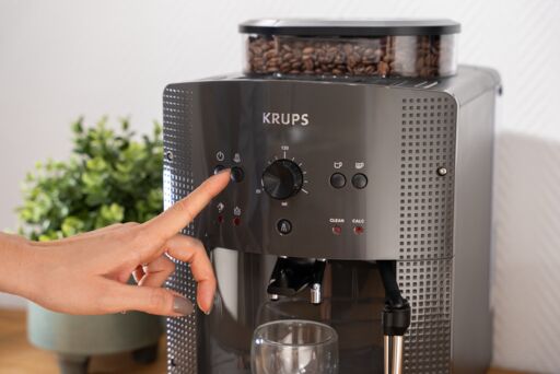 Ekspres ciśnieniowy do kawy KRUPS EA810B 15 Bar