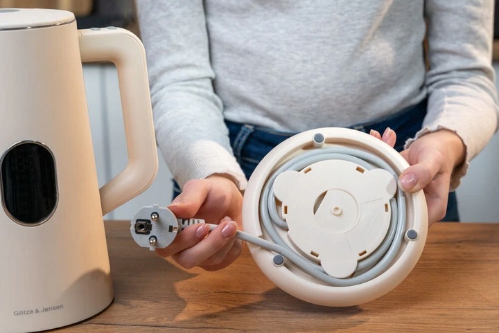 Czajnik GÖTZE & JENSEN KT940E Ecru