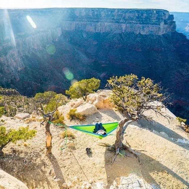 Hamak Grand Trunk Double Delux Parachute Nylon + Straps charcoal/magenta