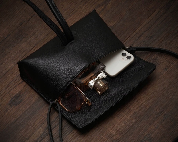 WŁOSKA SKÓRZANA KOPERTÓWKA TOREBKA WIZYTOWA SOLOME FLORA CZARNA WIECZOROWA