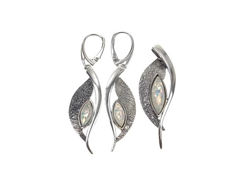 KOMPLET SREBRNY Z OPALEM