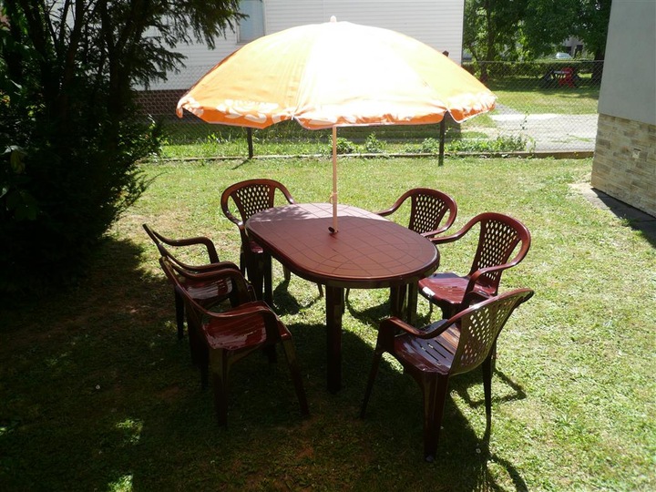 ZESTAW BORDOWY MEBLE OGRODOWE MEBLI OGRODOWYCH 6+1 KRZESŁA STÓŁ PARASOL