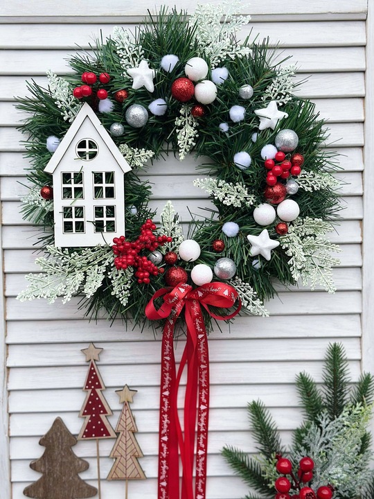 WIANEK ŚWIĄTECZNY BOŻE NARODZENIE WIENIEC NA DRZWI STROIK CHOINKI DOMEK