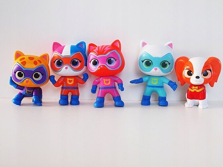 SUPERKOTY SUPER KITTIES FIGUREK EKIPA KOTKI ZESTAW 5 FIGUREK