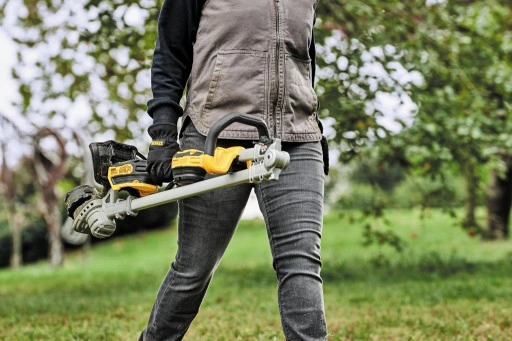 DEWALT PODKASZARKA AKUMULATOROWA 18V DCMST561N