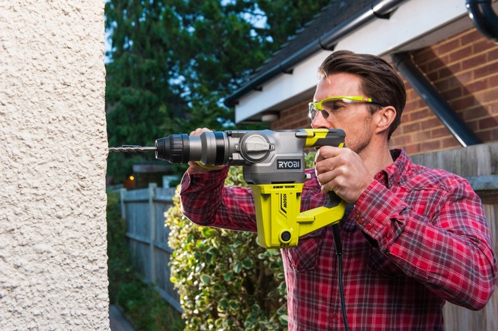 RYOBI MŁOT UDAROWY MŁOTOWIERTARKA 1050W 3,6 J RSDS1050-K +WALIZKA+DŁUTA