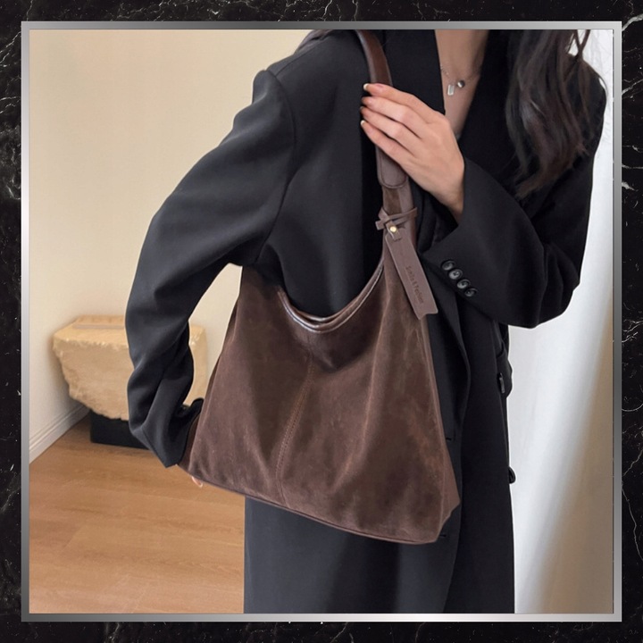 Torebka Damska Zamszowa BAD&BAGS Na Ramię Torba Pojemna Brązowa Elegancka