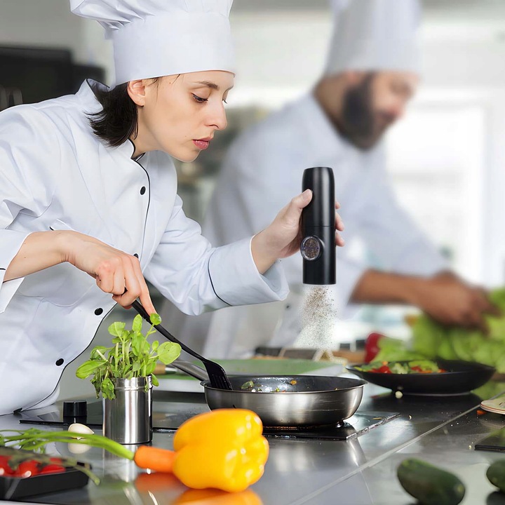 ELEKTRYCZNY MŁYNEK DO SOLI I PIEPRZU | 2w1 ZESTAW