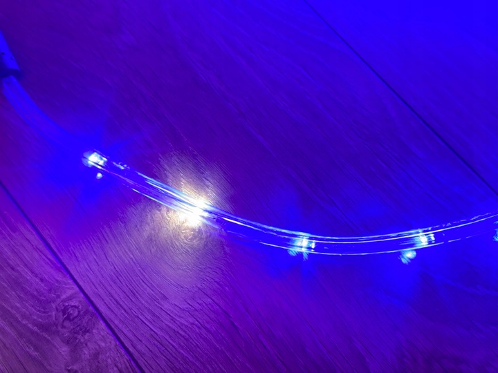 Wąż Świetlny LED Flash Niebieski + Biały Zimny 50m IP44 Okrągły Zewnętrzny