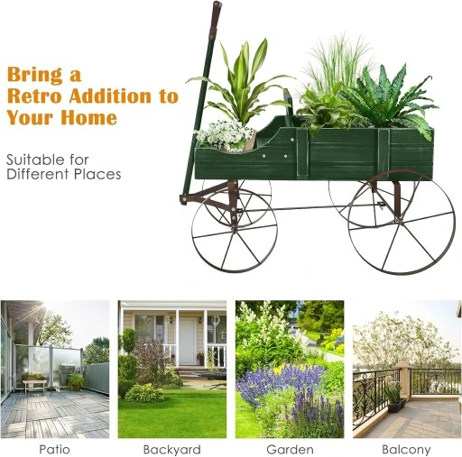 Wózek na kwiaty z metalowymi pojemnikami na zewnątrz regału na doniczki