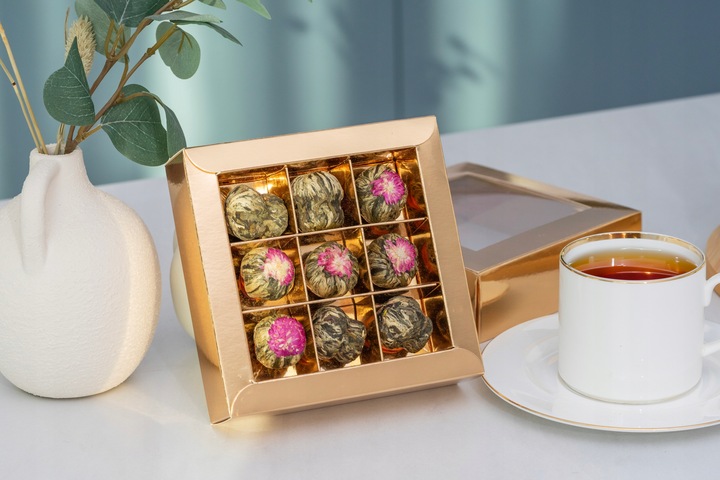 Zestaw Kwitnących herbat 9szt PREZENT podziękowanie różne SMAKI BOMBONIERKA