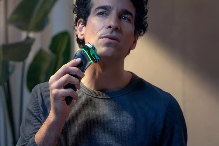 Golarka elektryczna męska do golenia na mokro i na sucho Philips S9975/55