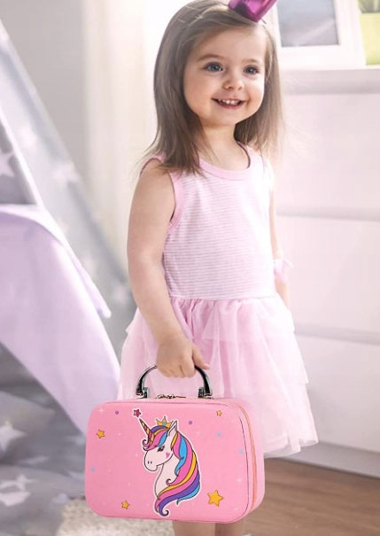 KUFEREK KOSMETYKÓW DO MAKIJAŻU i PAZNOKCI CIENIE MAKIJAŻ DLA DZIEWCZYNKI