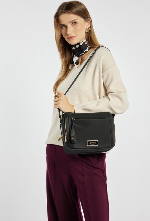 MONNARI Pojemna czarna torebka listonoszka Dwie komory Kieszonki Pasek