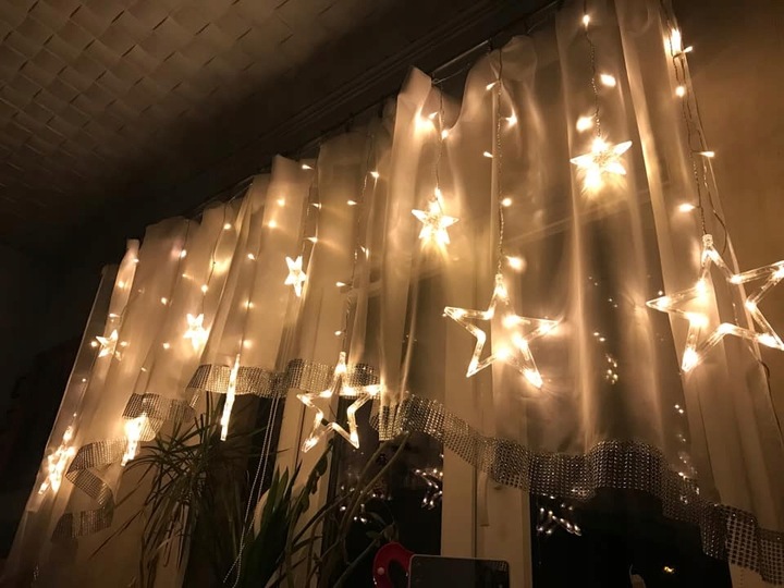 Kurtyna świetlna Lampki 2M gwiazdki 130LED światełka w okno oświetlenie