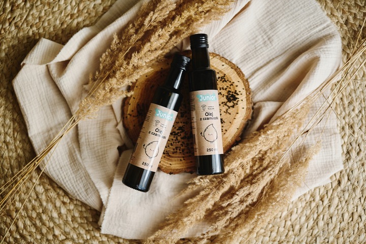 OLEJ Z CZARNUSZKI DZIECI JUNIOR 10,62! mg/g TYMOCHINONU 250ml NIERAFINOWANY