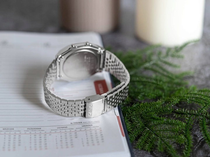 ZEGAREK CASIO ABL-100WE-1BEF VINTAGE SREBRNY BLUETOOH KROKOMIERZ DATOWNIK