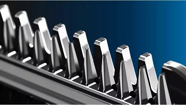 MASZYNKA PHILIPS DO STRZYŻENIA WŁOSÓW I ZAROSTU