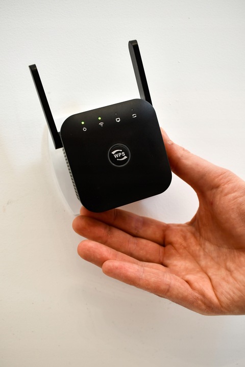 WZMACNIACZ SYGNAŁU WI-FI WIFI REPEATER RANGE EXTENDER AP NAJMOCNIEJSZY