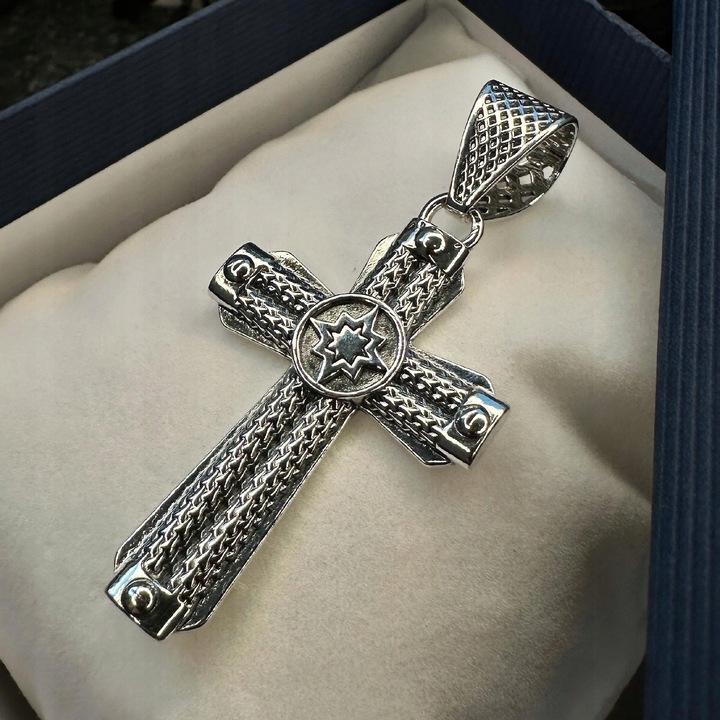 Srebrny duży krzyżyk męski 925 zawieszka wisiorek bez łańcuszka