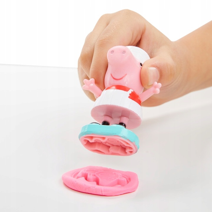 Play-Doh Świnka Peppa Samochód z lodami Hasbro F3597