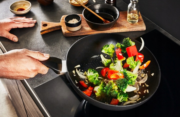 Patelnia TEFAL UNLIMITED 28cm indukcja G2550672