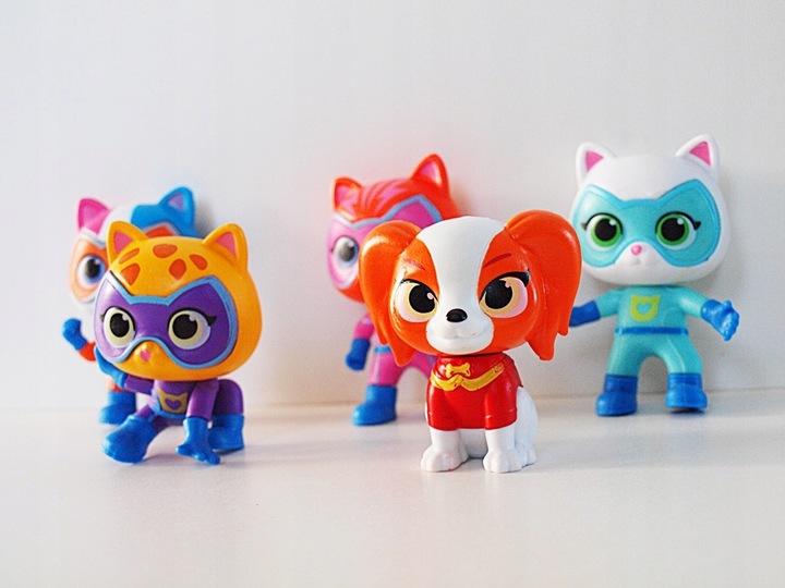 SUPERKOTY SUPER KITTIES FIGUREK EKIPA KOTKI ZESTAW 5 FIGUREK