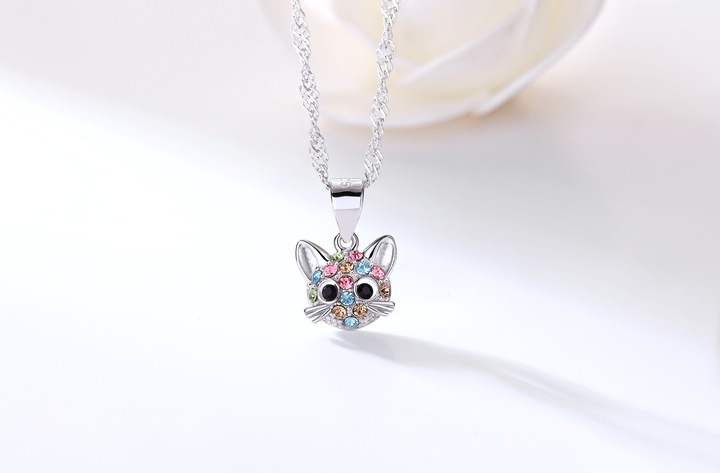 NASZYJNIK SREBRNY RODOWANY DLA DZIEWCZYNKI KOTEK, UROCZY PREZENT