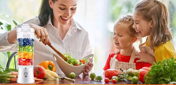 BLENDER SHAKER TURYSTYCZNY DIODY LED USB-C AKUMULATOR 600ML BEZPRZEWODOWY